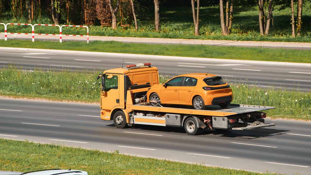 Schnelle Abholung durch Autoverwertung Steinburg